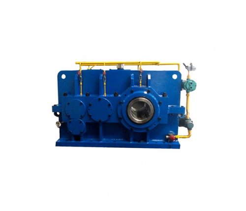 Gear box for extrusion and pressing machine